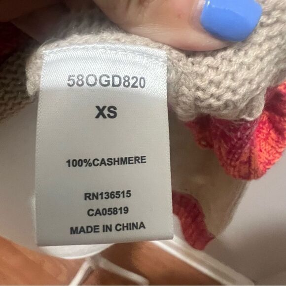 NWT Revolve One Grey Day cashmere v neck sweater size xs oversized - Picture 7 of 7